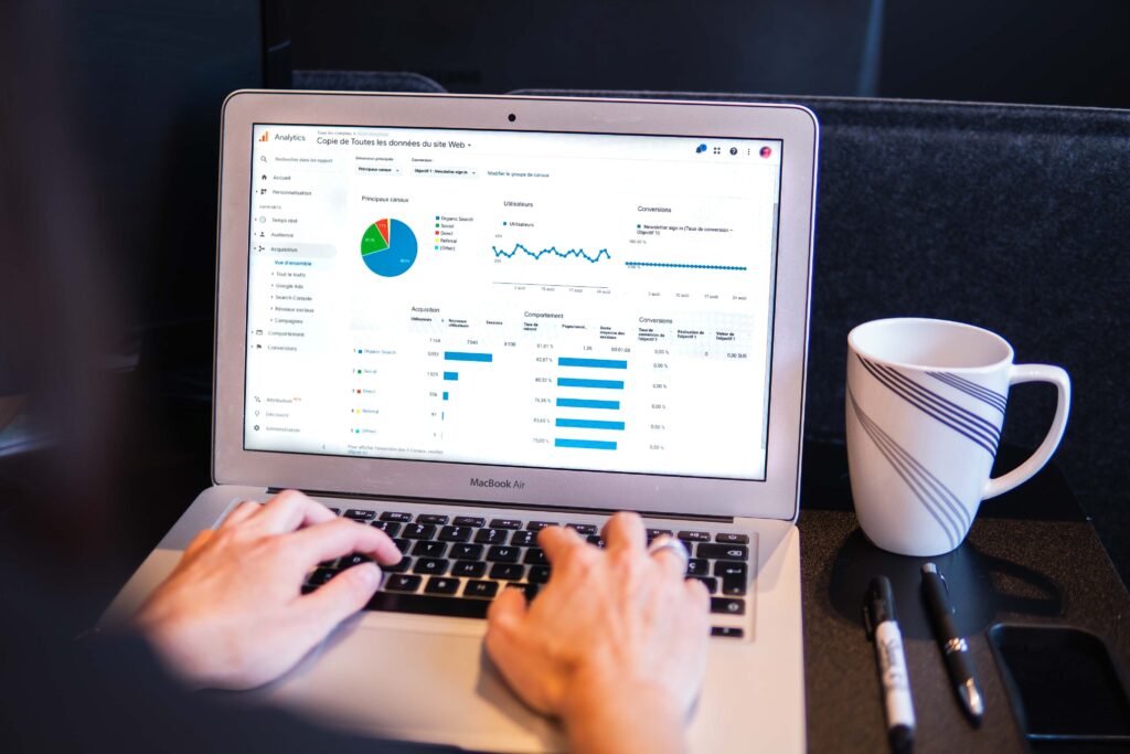 7 Steps to Define a Marketing-Qualified Lead (MQL) 4_marcommsinc myriam jessier eveI7MOcSmw unsplash_marcommsinc
